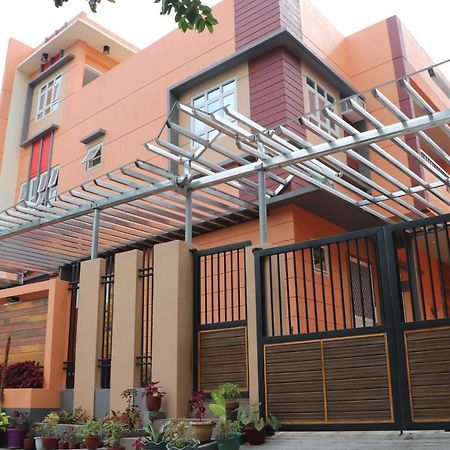 Paranaque City Anicia Guesthouse Rooms מראה חיצוני תמונה