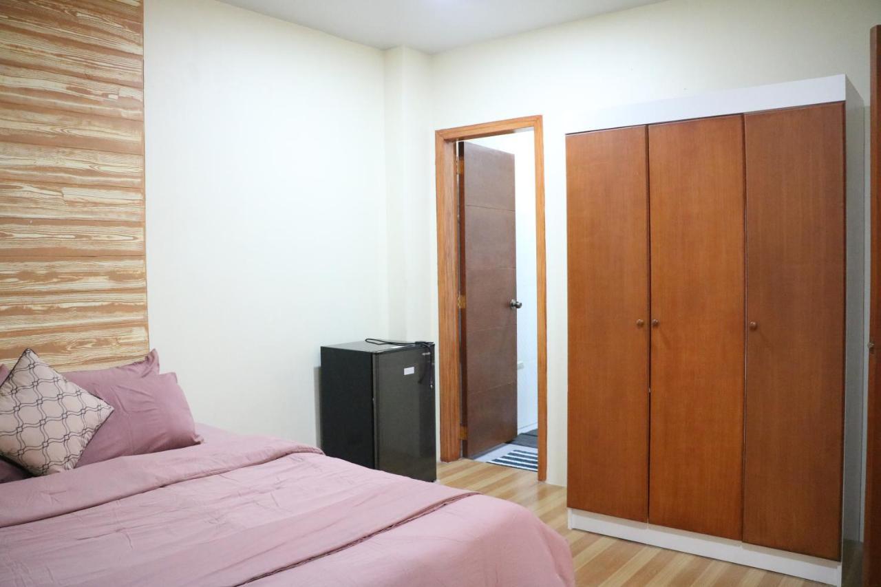 Paranaque City Anicia Guesthouse Rooms מראה חיצוני תמונה